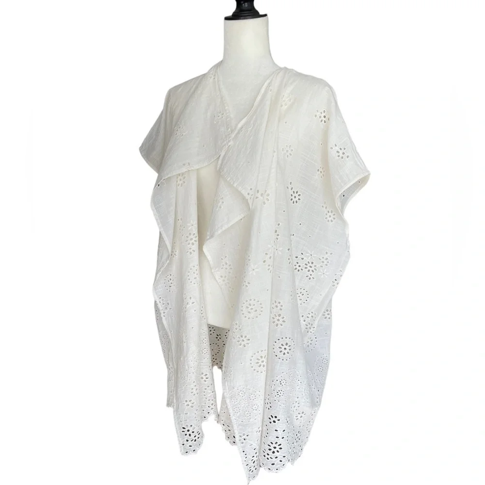 J.CREW (Spring 2020) Open beach poncho in eyelet size M/L